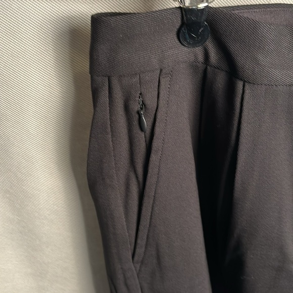 AWAY Luggage Size 4 Womens the Laid Back Trouser Black NWT 25 inch inseam. - Picture 5 of 15